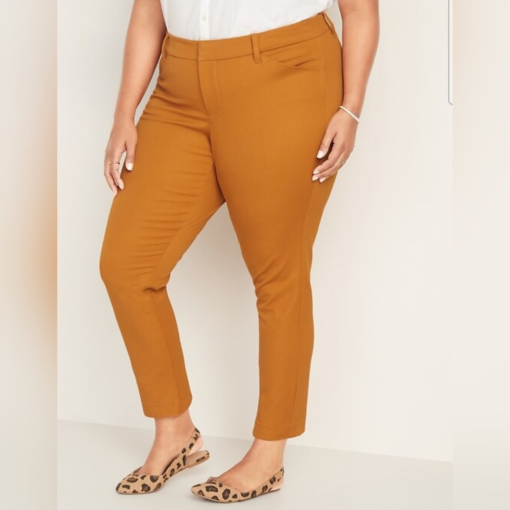 Mid-Rise Secret-Slim Pockets Plus-Size Pixie Pants Tbcco Leaf Brown Size 18